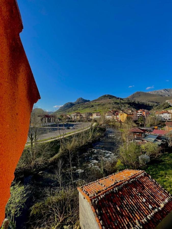 Hotel Rural El Torrejon Arenas De Cabrales Esterno foto