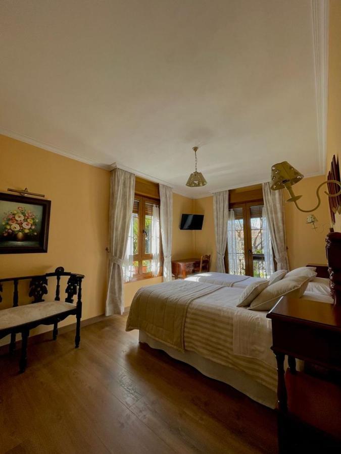 Hotel Rural El Torrejon Arenas De Cabrales Esterno foto